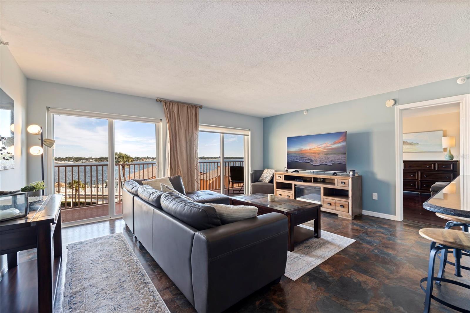 7432 SUNSHINE SKYWAY LN S #402, ST PETERSBURG, FL, 33711