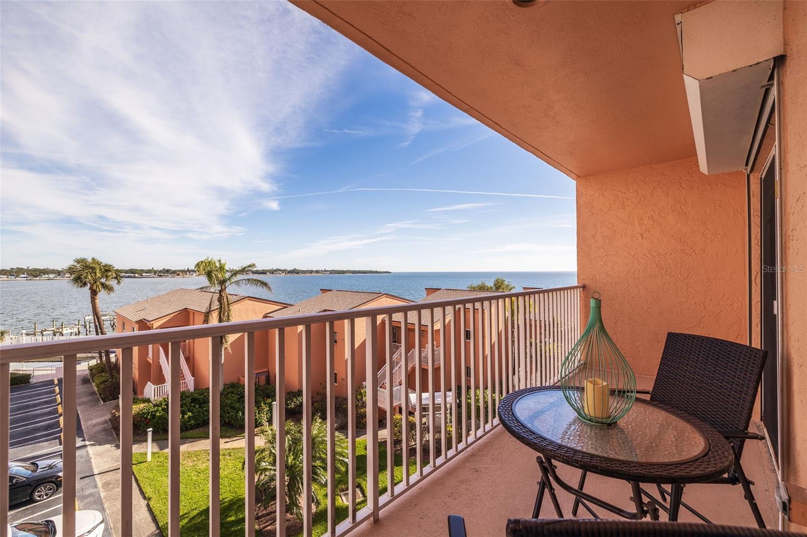 7432 SUNSHINE SKYWAY LN S #402, ST PETERSBURG, FL, 33711