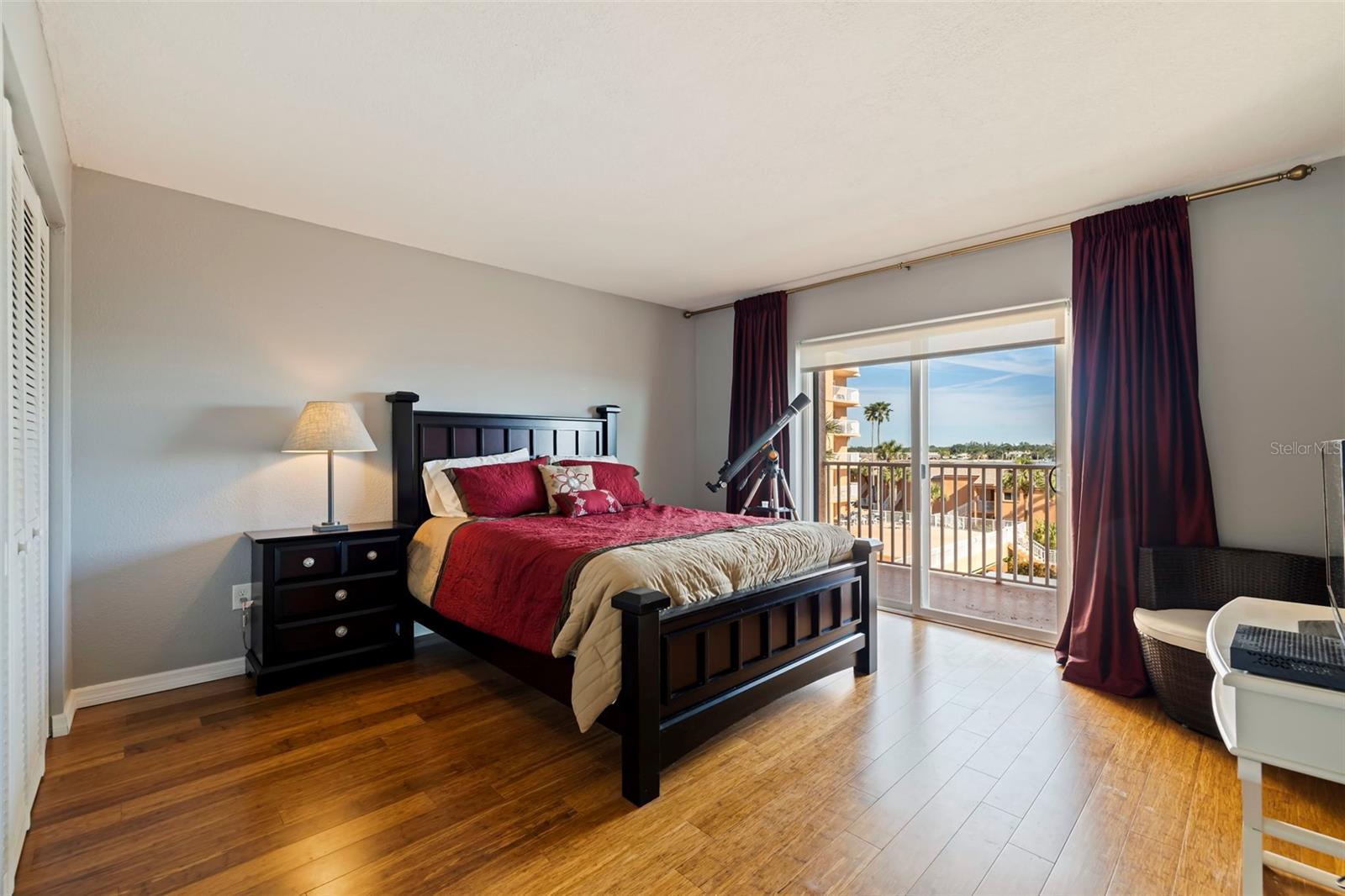 7432 SUNSHINE SKYWAY LN S #402, ST PETERSBURG, FL, 33711