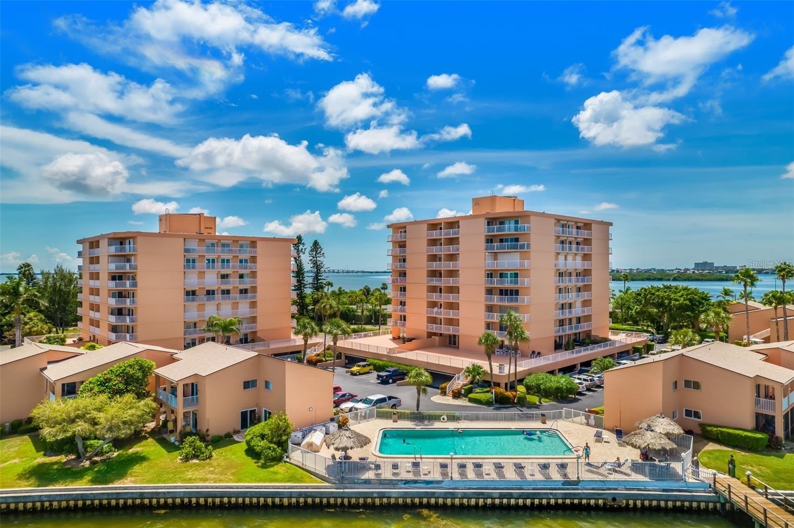 7432 SUNSHINE SKYWAY LN S #402, ST PETERSBURG, FL, 33711