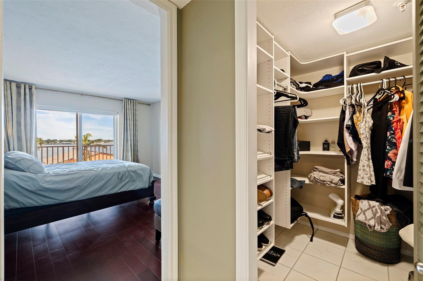 7432 SUNSHINE SKYWAY LN S #402, ST PETERSBURG, FL, 33711
