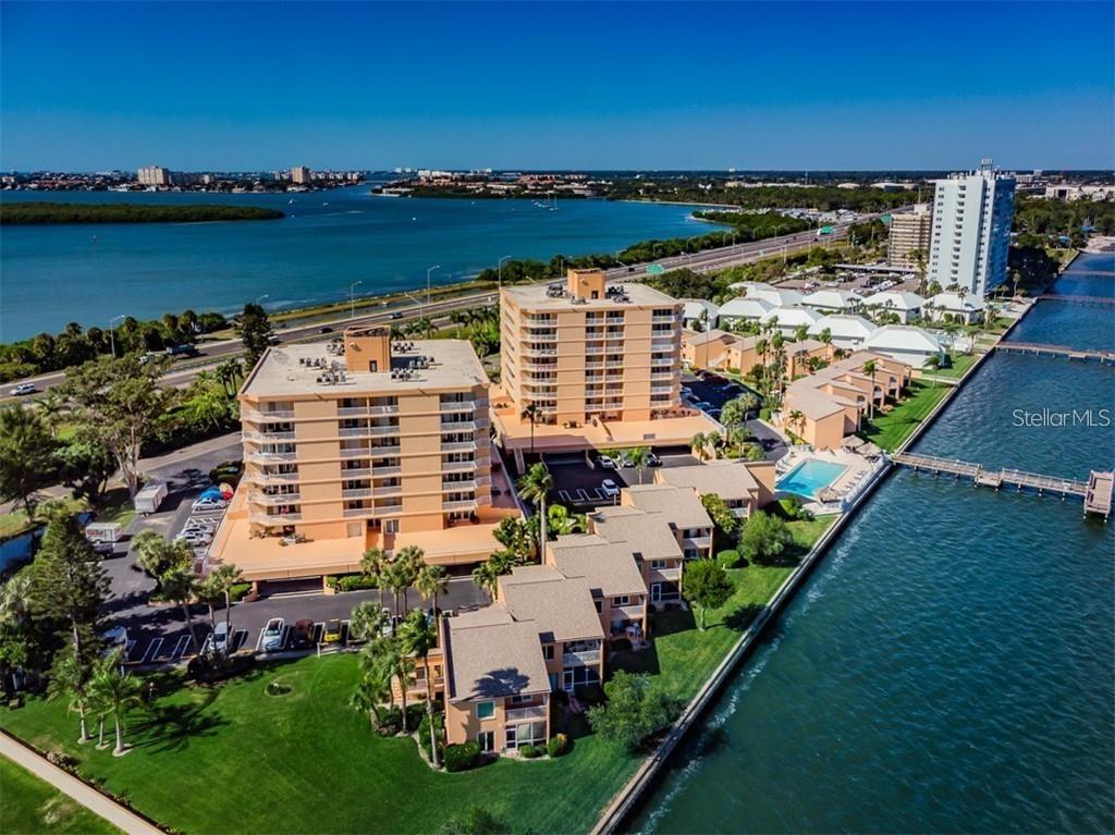 7432 SUNSHINE SKYWAY LN S #402, ST PETERSBURG, FL, 33711