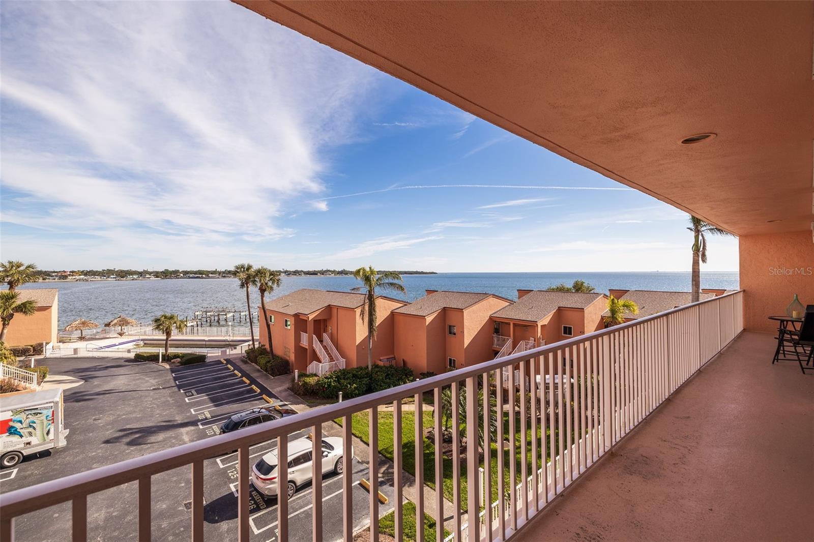 7432 SUNSHINE SKYWAY LN S #402, ST PETERSBURG, FL, 33711