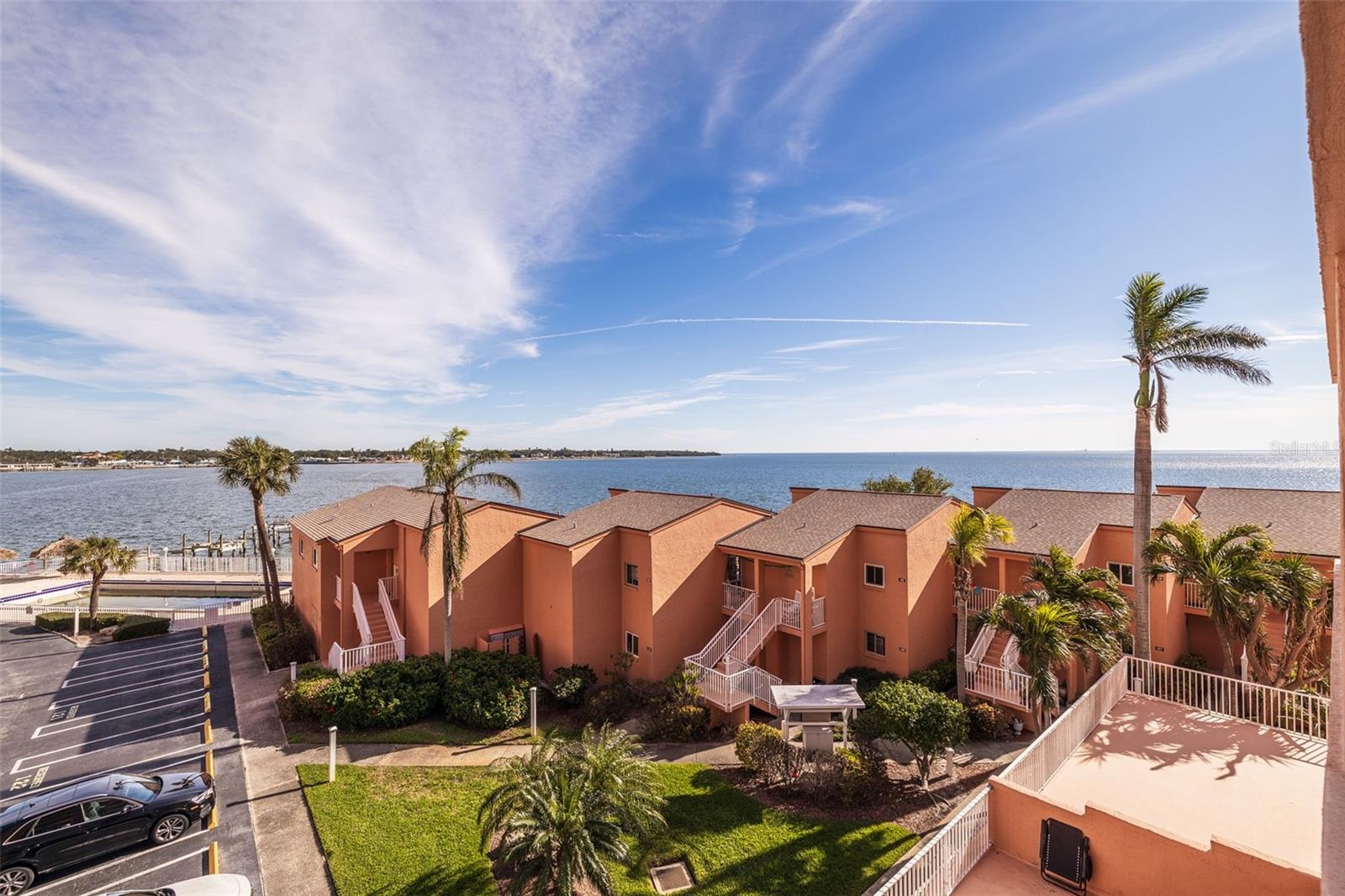 7432 SUNSHINE SKYWAY LN S #402, ST PETERSBURG, FL, 33711