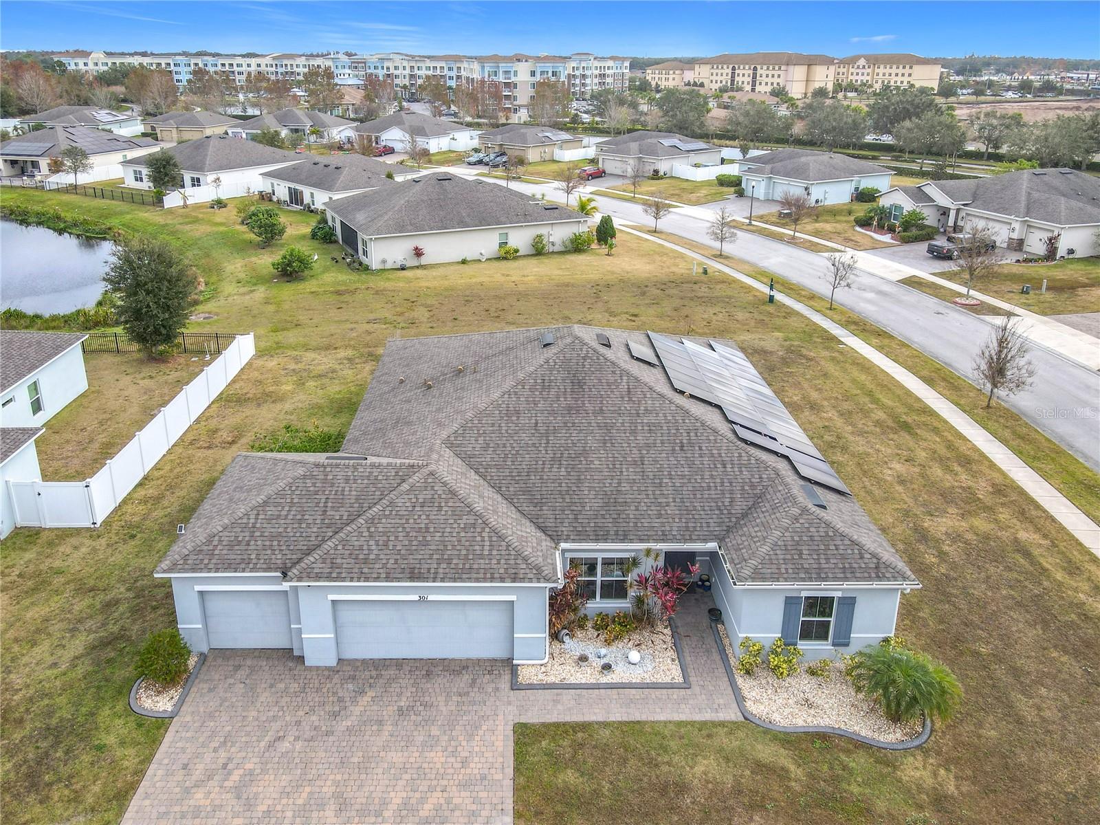 301 BLUE LAKE CIR, KISSIMMEE, FL, 34758