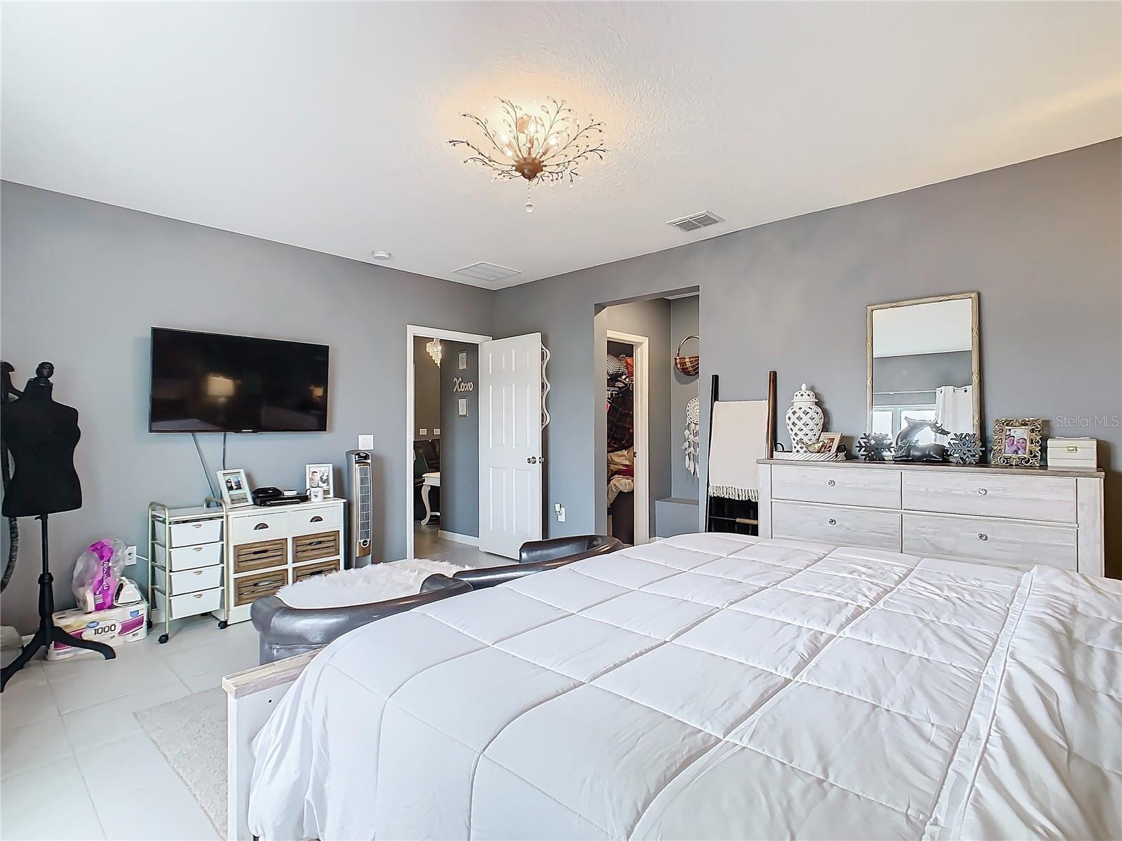 301 BLUE LAKE CIR, KISSIMMEE, FL, 34758