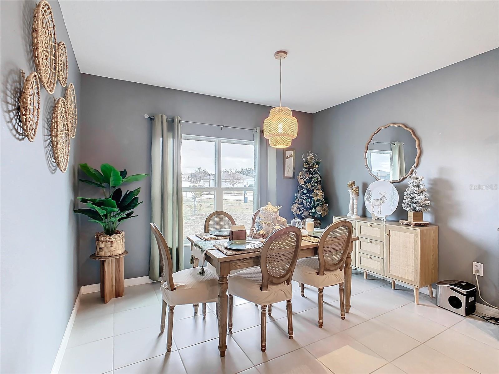 301 BLUE LAKE CIR, KISSIMMEE, FL, 34758