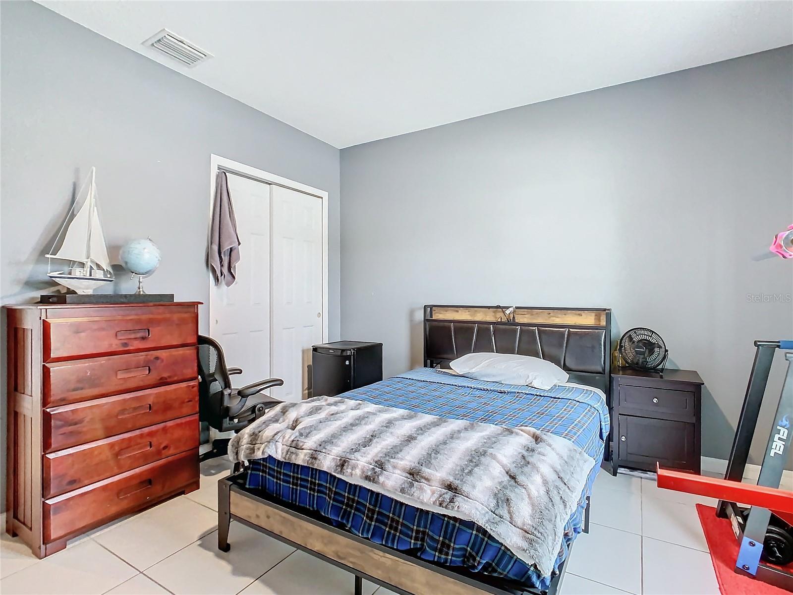 301 BLUE LAKE CIR, KISSIMMEE, FL, 34758