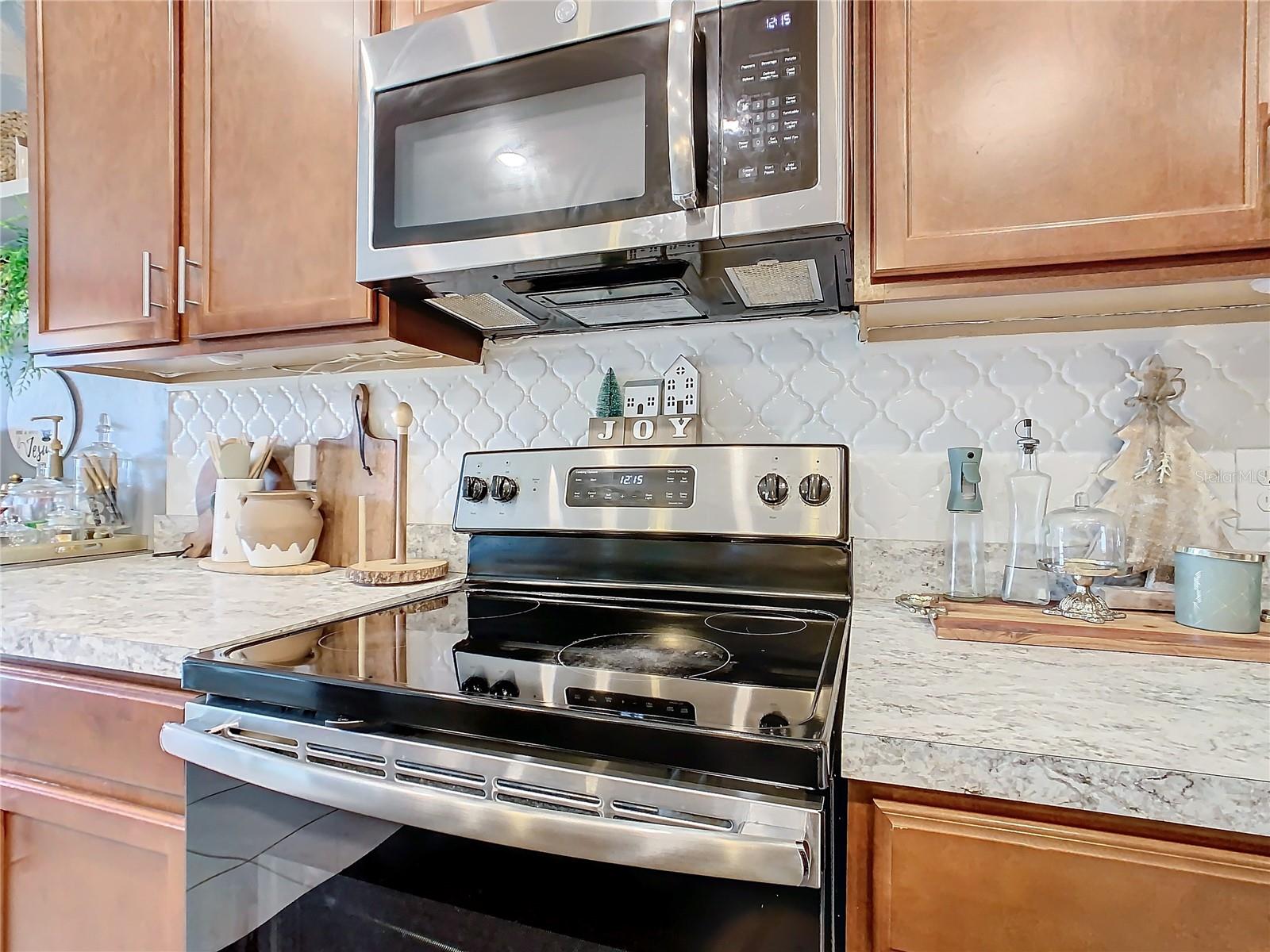 301 BLUE LAKE CIR, KISSIMMEE, FL, 34758
