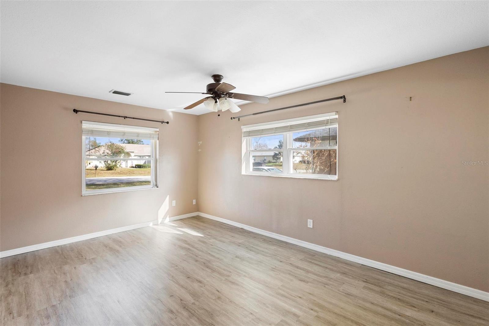 1911 S PALOMAR DR, DELTONA, FL, 32738