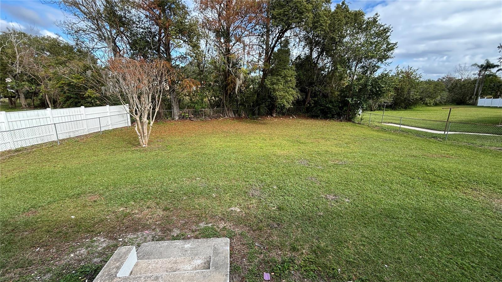 1192 W LAKEVIEW CIR, ALTAMONTE SPRINGS, FL, 32714