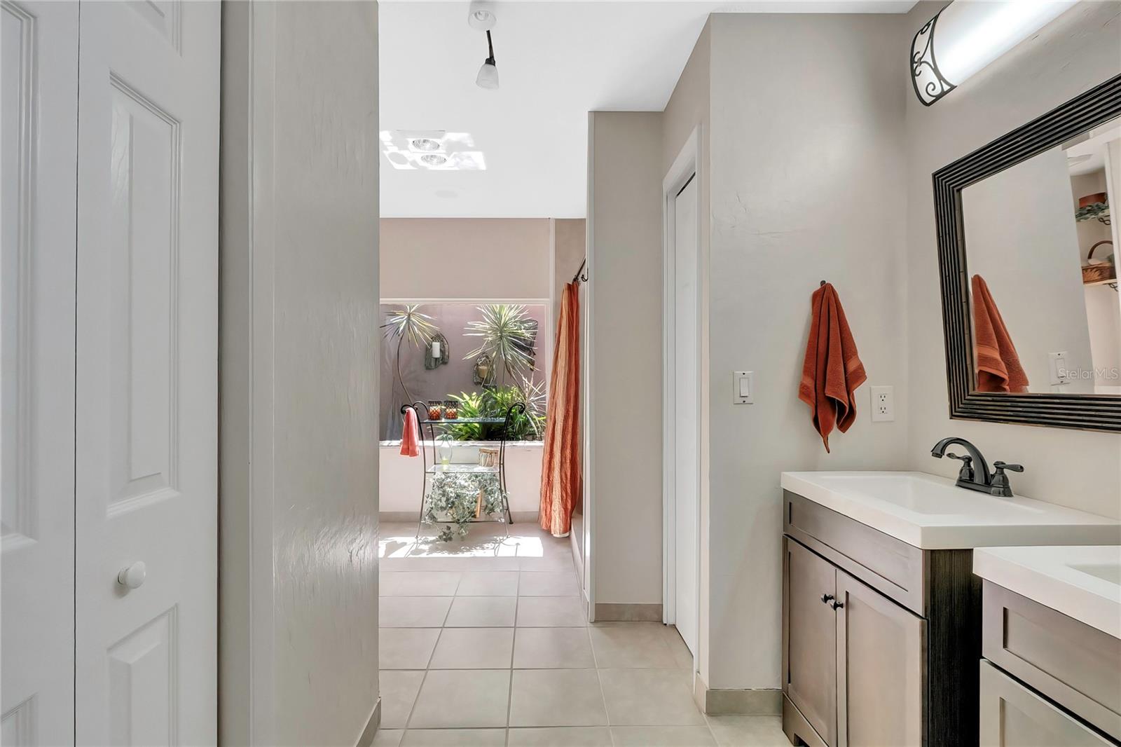 87 1ST AVE NW, LUTZ, FL, 33548