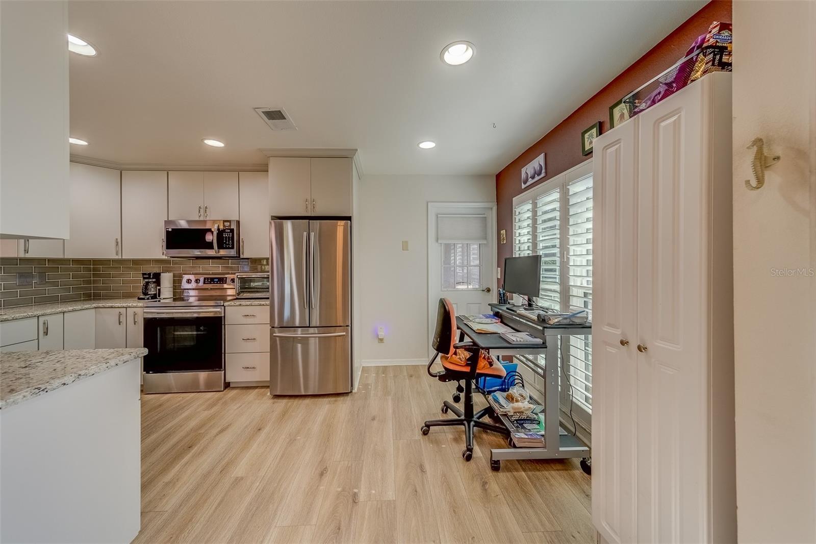 2035 NASH DR, CLEARWATER, FL, 33763