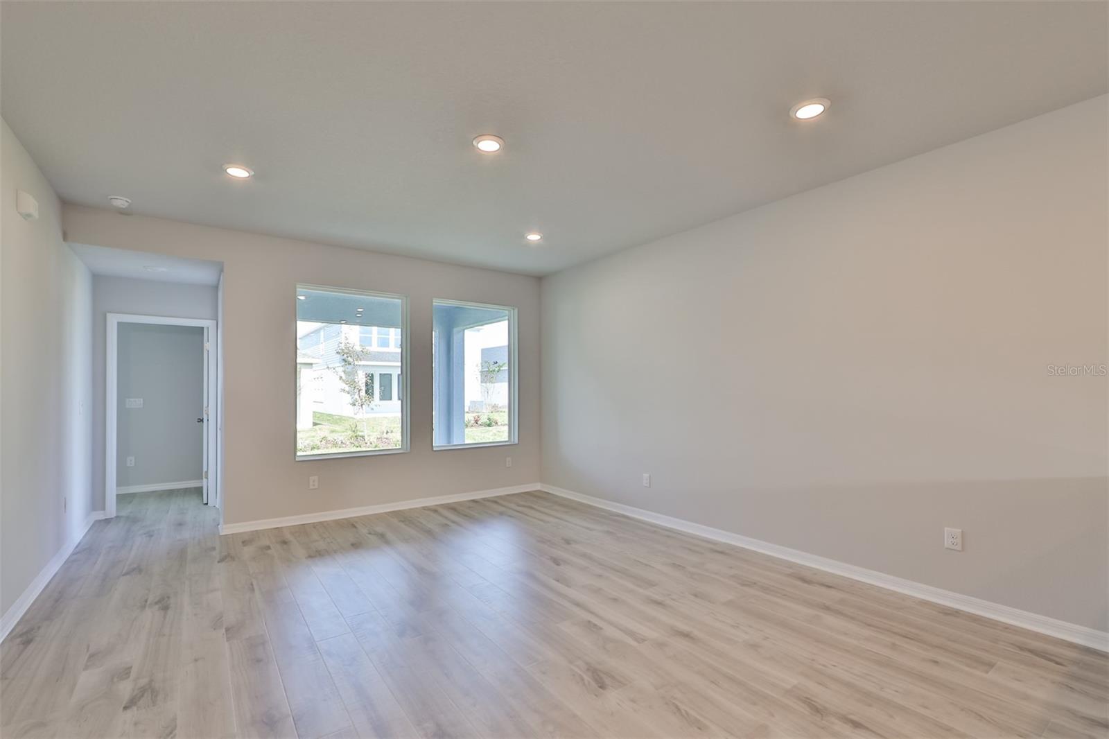 6042 GOLDEN NETTLE DR, APOLLO BEACH, FL, 33572