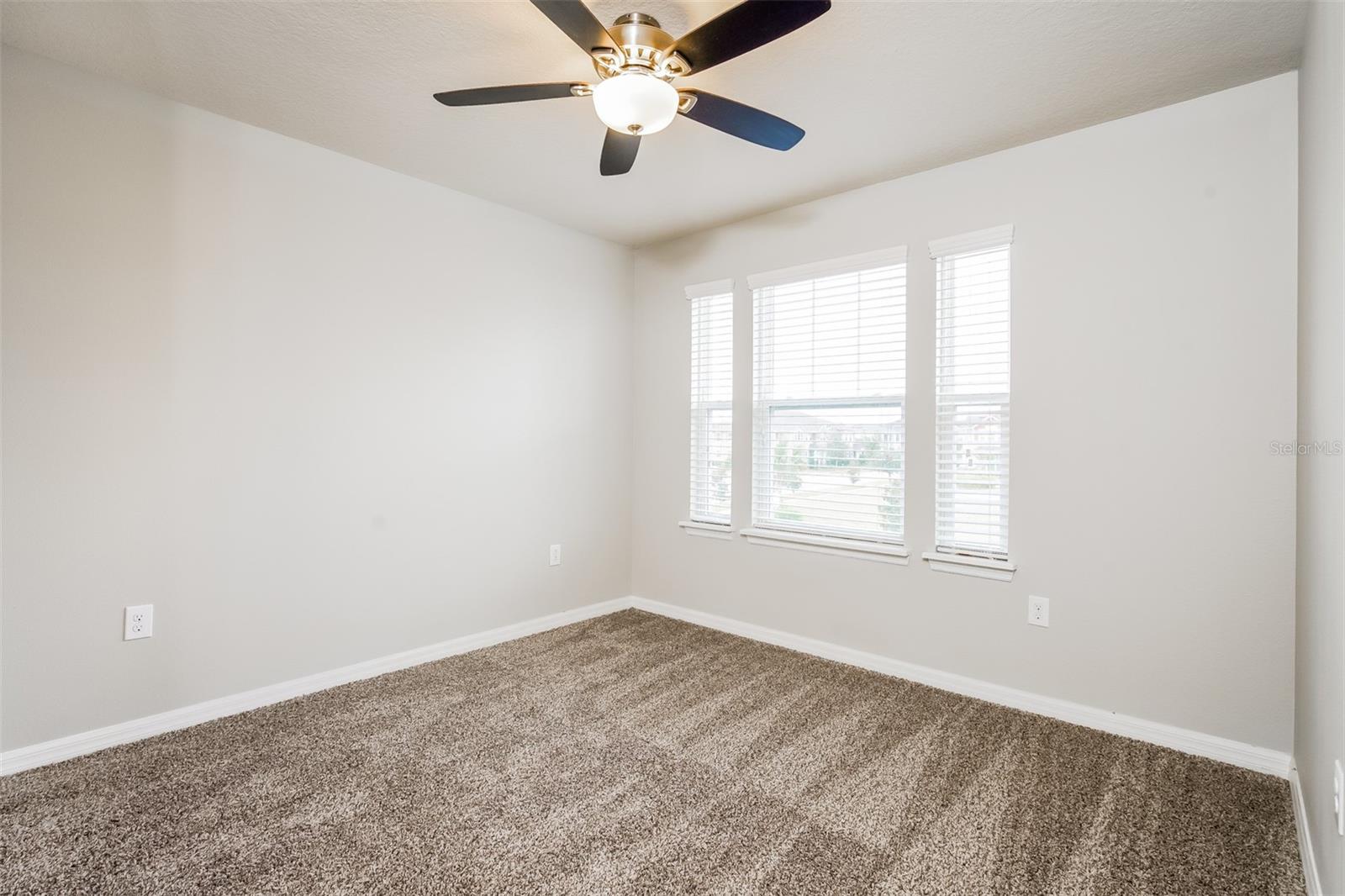 2550 TOSCOLONA DR, KISSIMMEE, FL, 34741