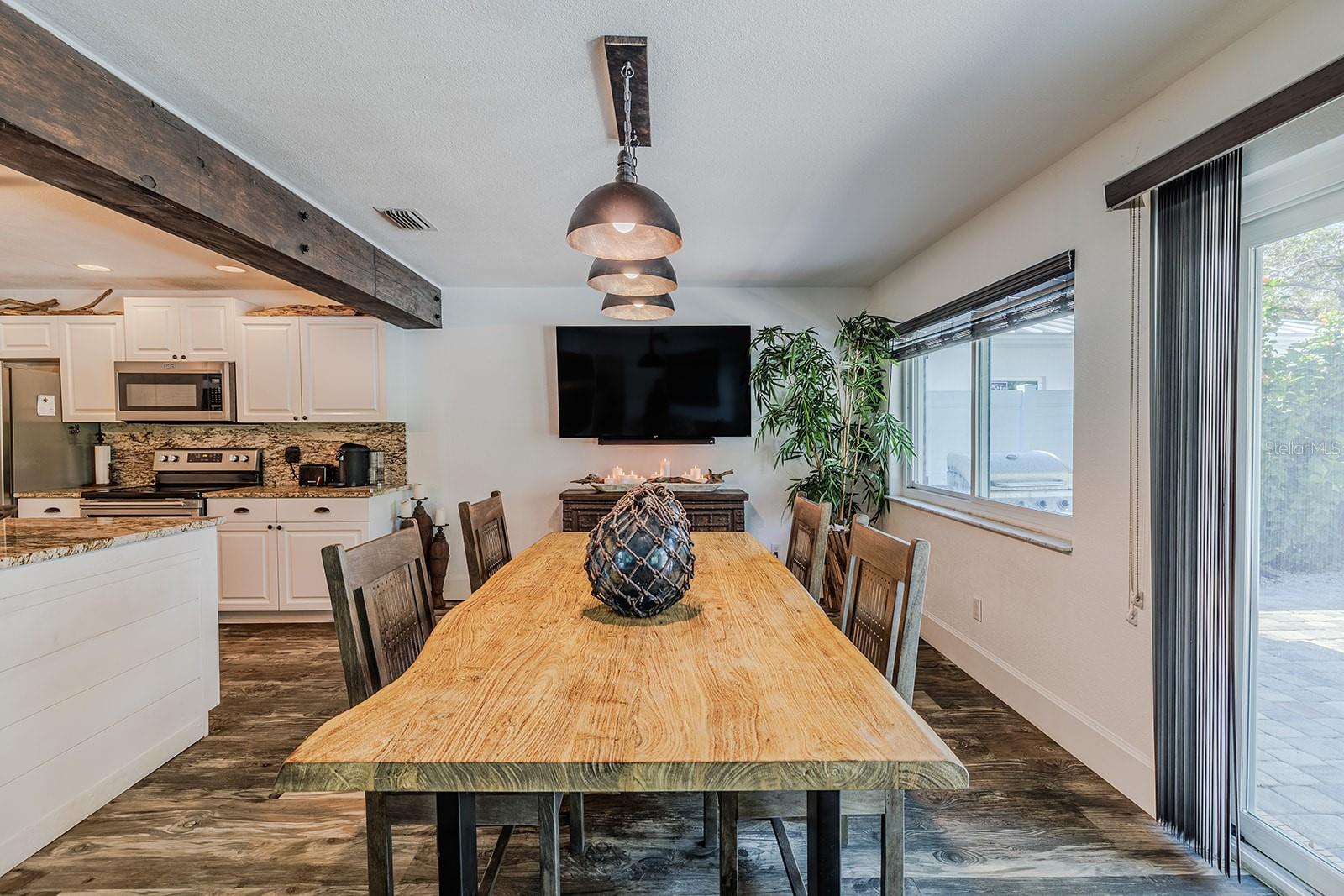 814 E 20TH AVE, NEW SMYRNA BEACH, FL, 32169