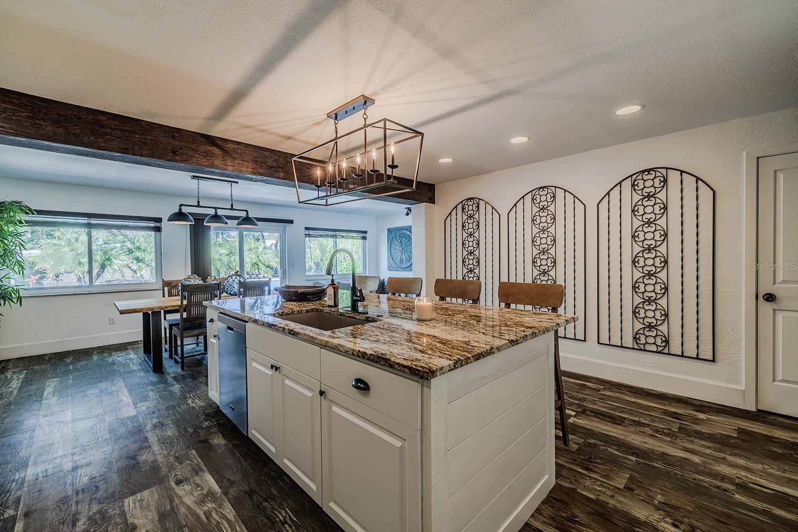 814 E 20TH AVE, NEW SMYRNA BEACH, FL, 32169
