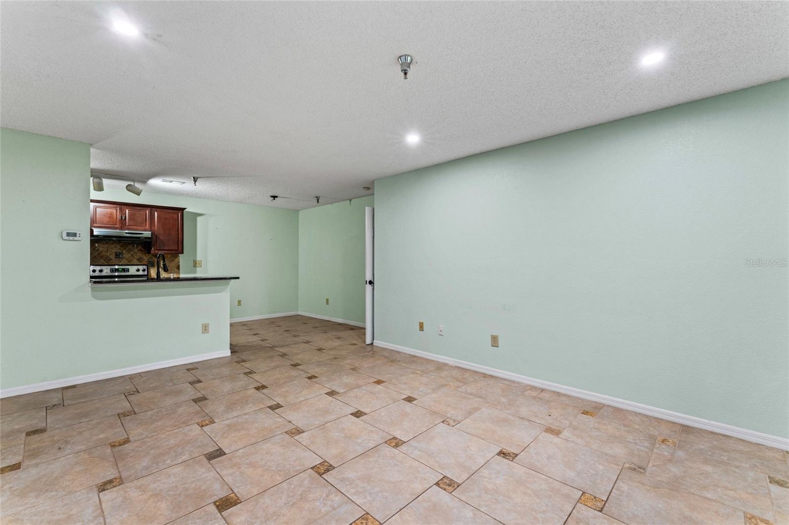 10263 GANDY BLVD N #107, ST PETERSBURG, FL, 33702