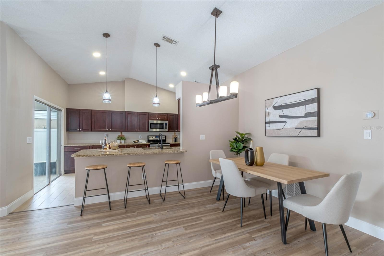 1563 ROBLE LN, DELTONA, FL, 32738