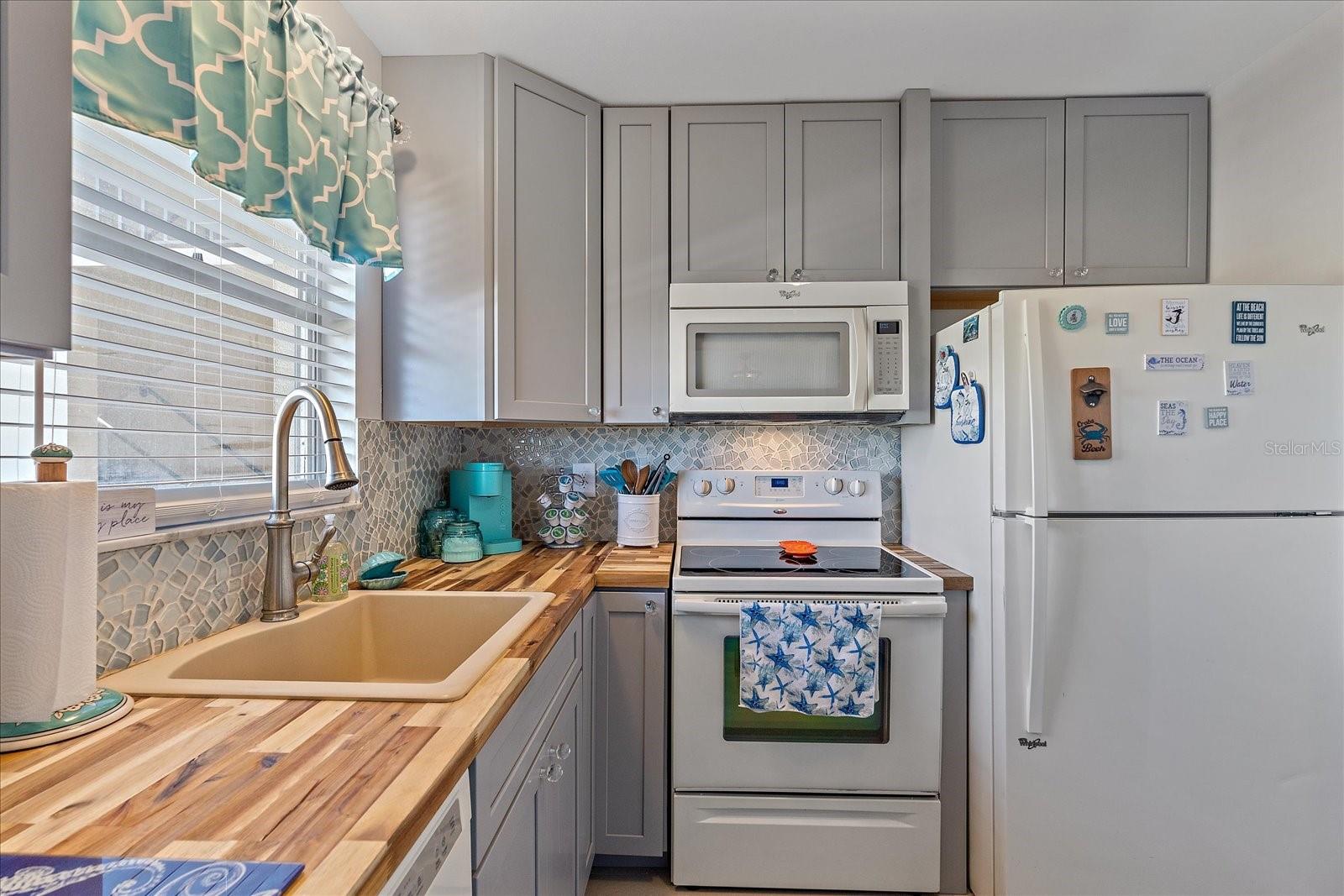 4460 IRONWOOD CIR #403A, BRADENTON, FL, 34209