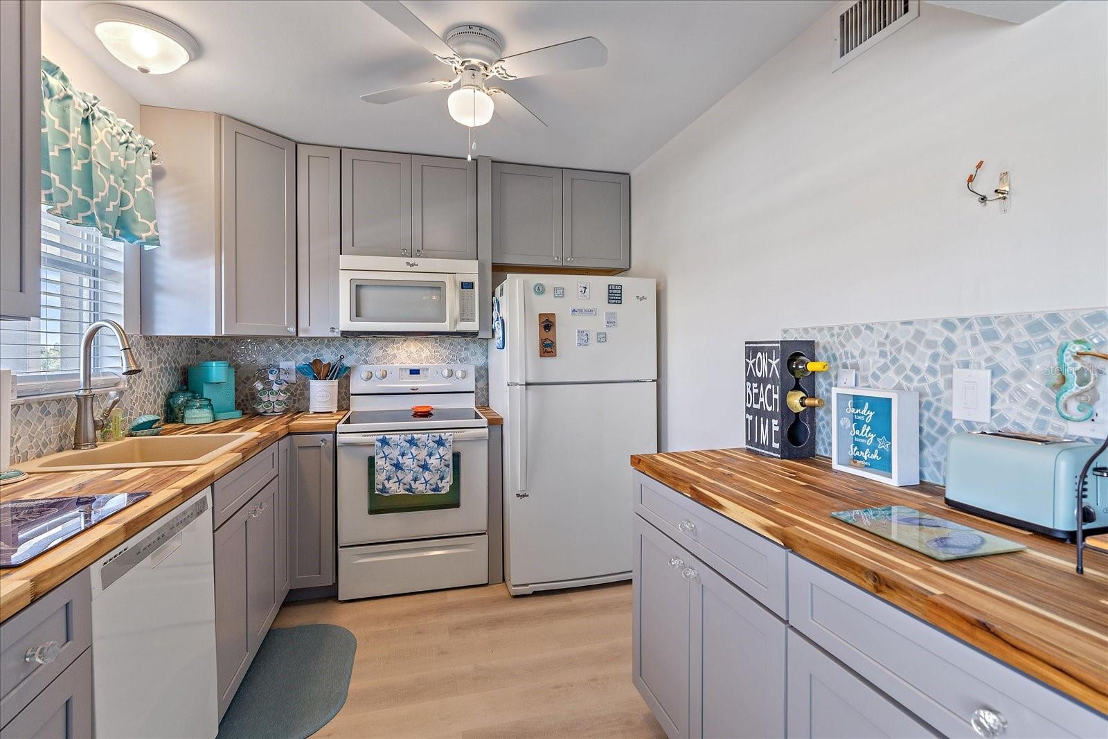 4460 IRONWOOD CIR #403A, BRADENTON, FL, 34209