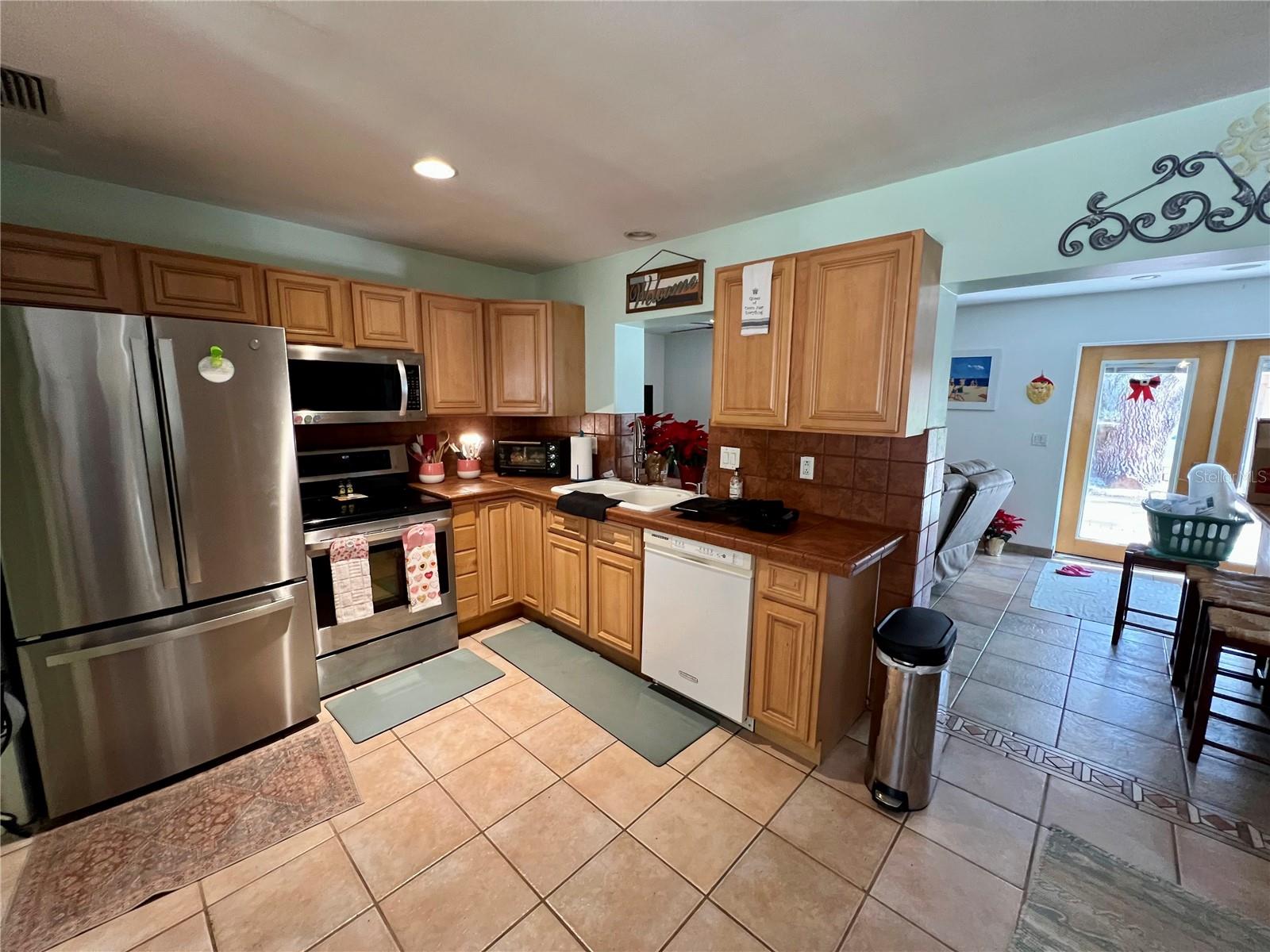 700 16TH ST NW, LARGO, FL, 33770