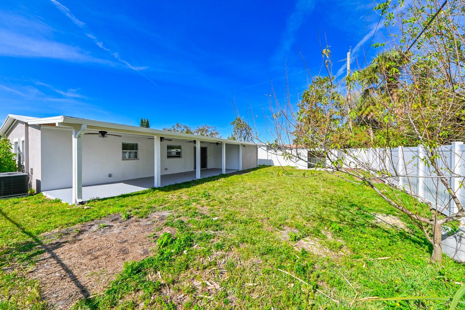 5111 ELDORADO DR, TAMPA, FL, 33615