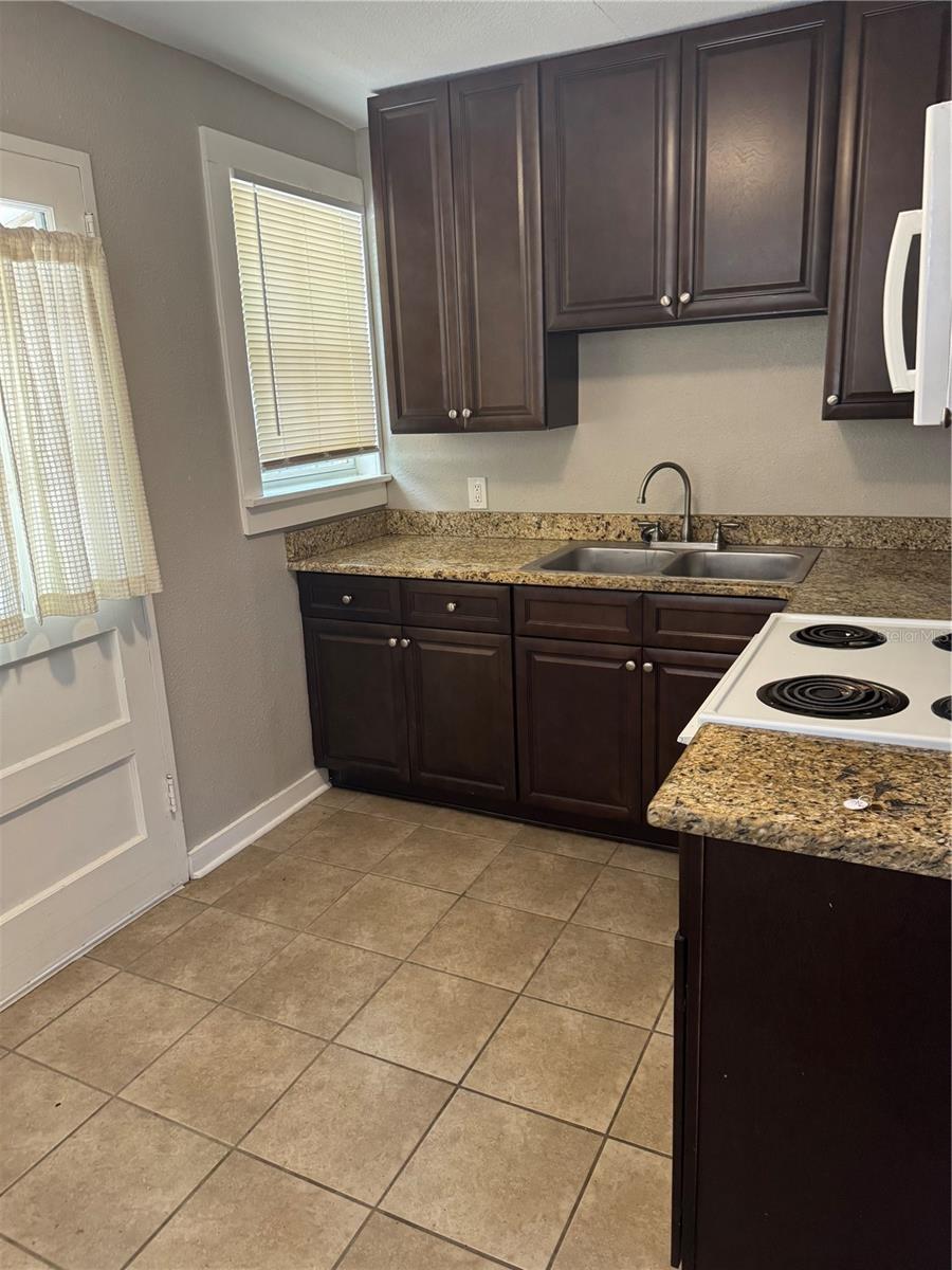 310 W PARK ST, LAKELAND, FL, 33803