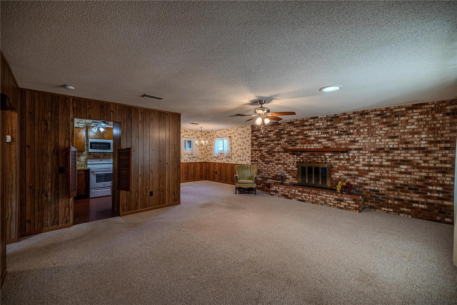 11360 SE 188TH AVE, OCKLAWAHA, FL, 32179