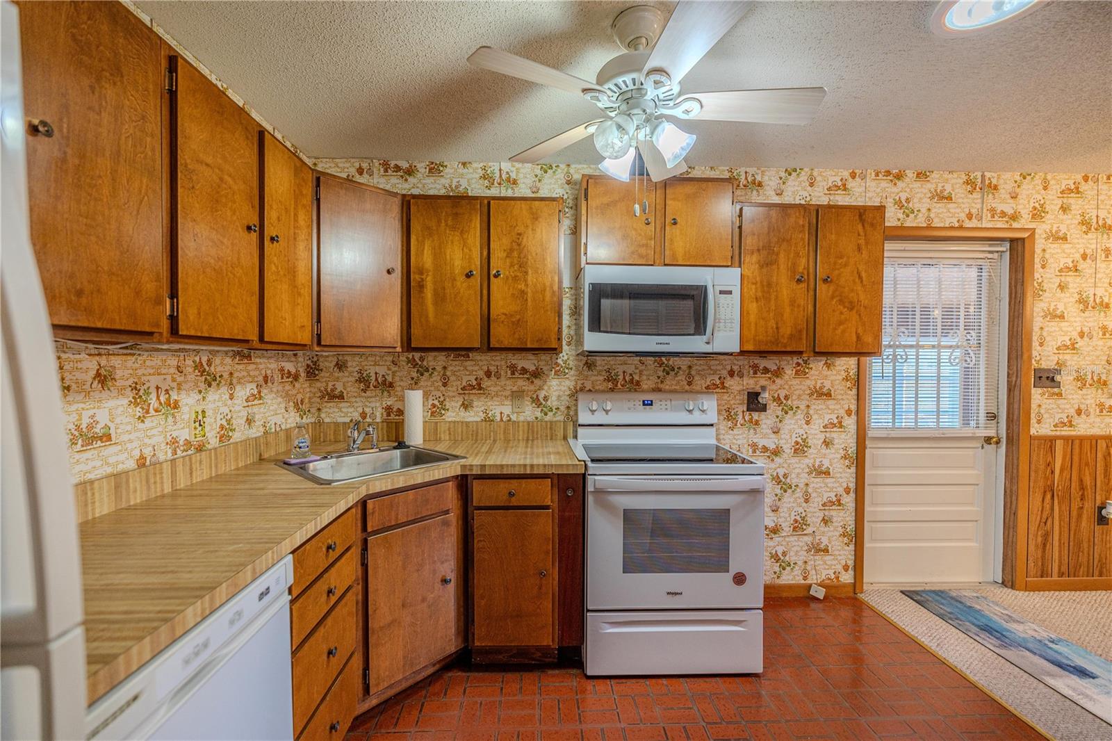 11360 SE 188TH AVE, OCKLAWAHA, FL, 32179