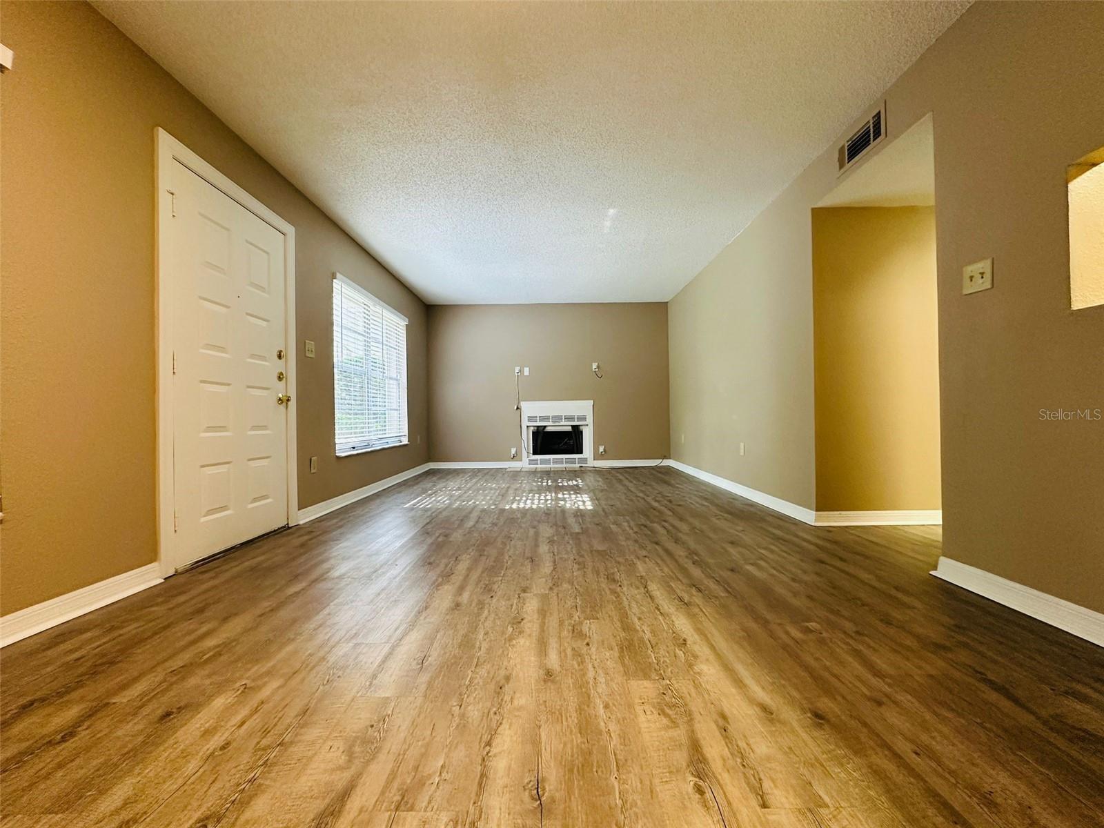 14217 SHADOW MOSS LANE LN #102, TAMPA, FL, 33613