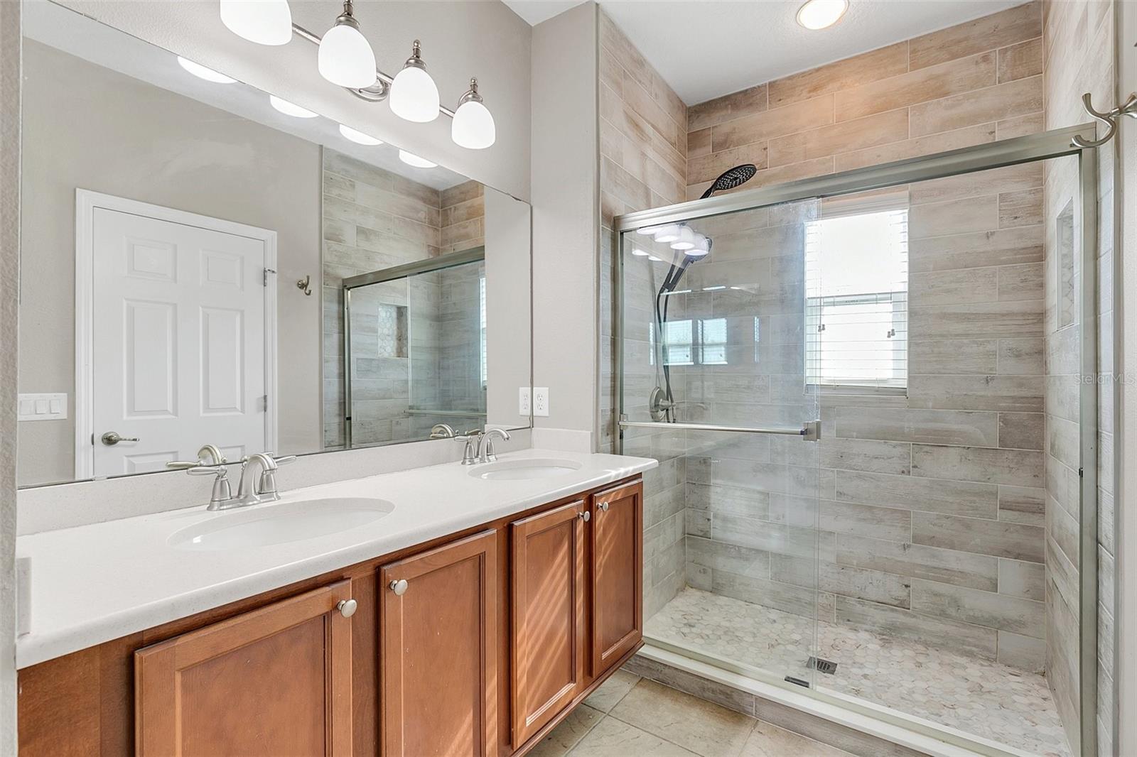 329 MEMPHIS CIR, LAKE MARY, FL, 32746