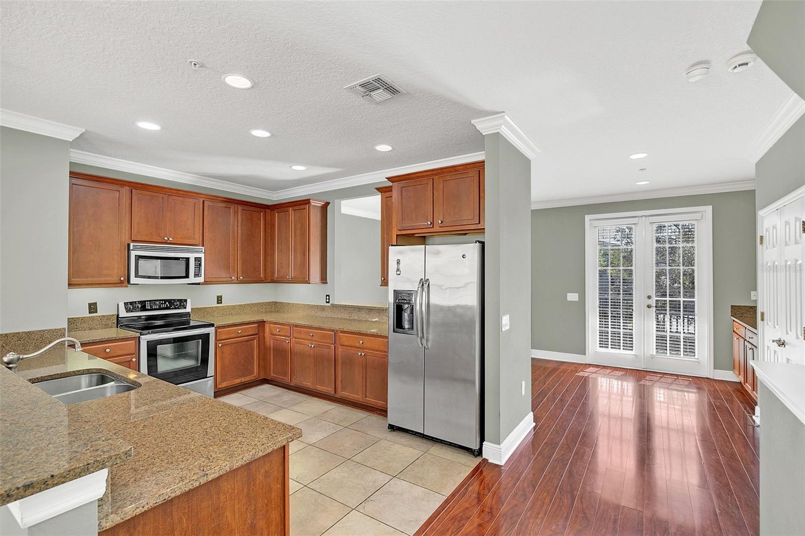 329 MEMPHIS CIR, LAKE MARY, FL, 32746