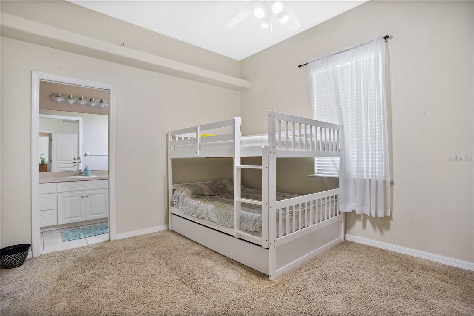 1556 AUBURN OAKS CT, AUBURNDALE, FL, 33823