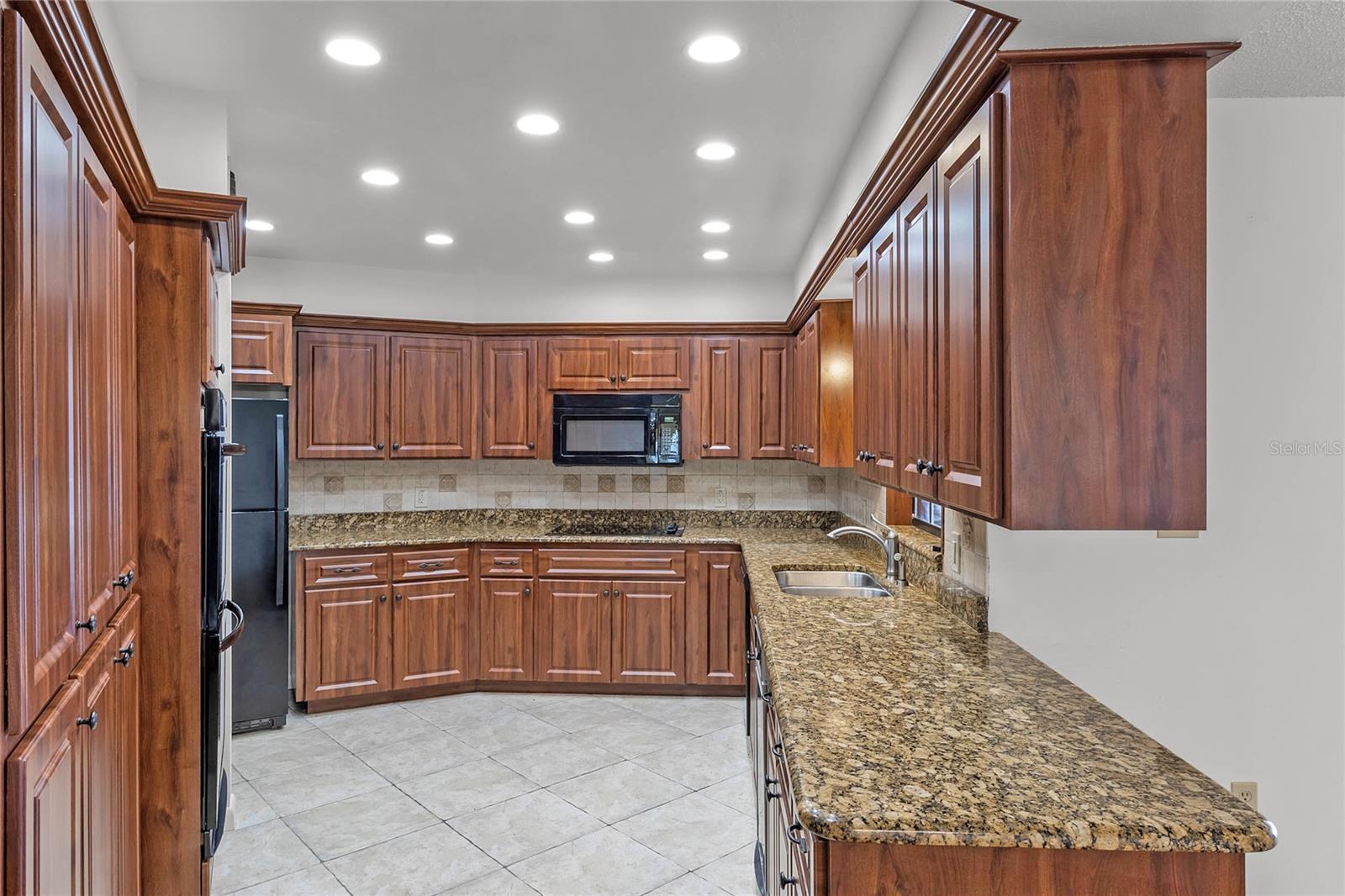 196 PARADISE ISLAND DR, HAINES CITY, FL, 33844