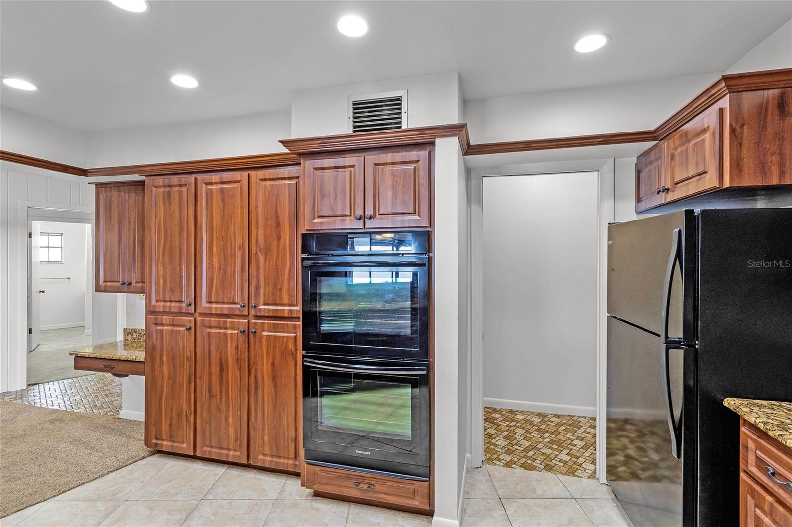 196 PARADISE ISLAND DR, HAINES CITY, FL, 33844