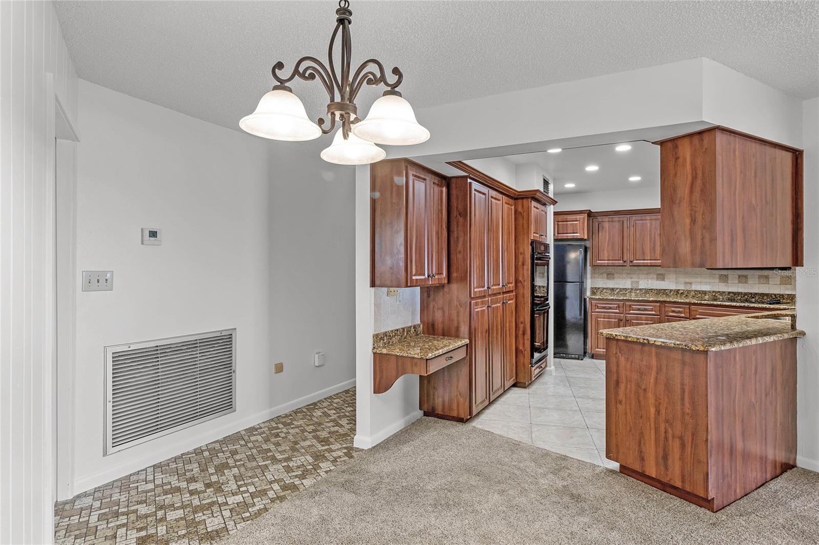 196 PARADISE ISLAND DR, HAINES CITY, FL, 33844
