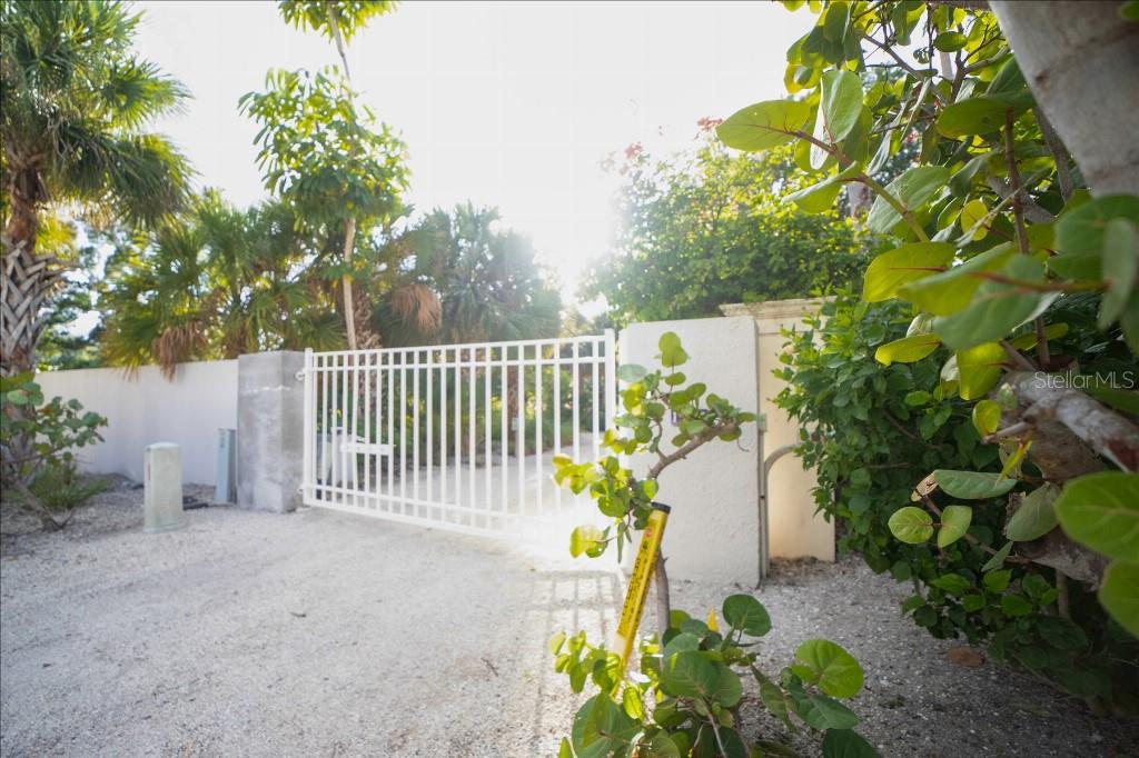 1340 WESTWAY DR, SARASOTA, FL, 34236