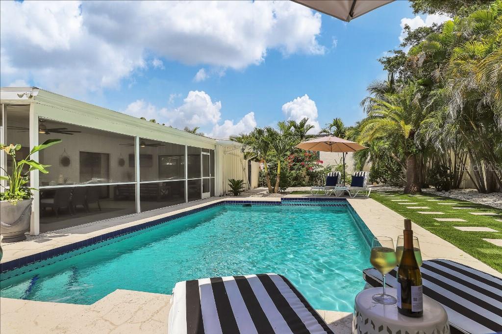 1340 WESTWAY DR, SARASOTA, FL, 34236