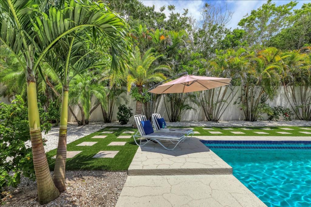 1340 WESTWAY DR, SARASOTA, FL, 34236