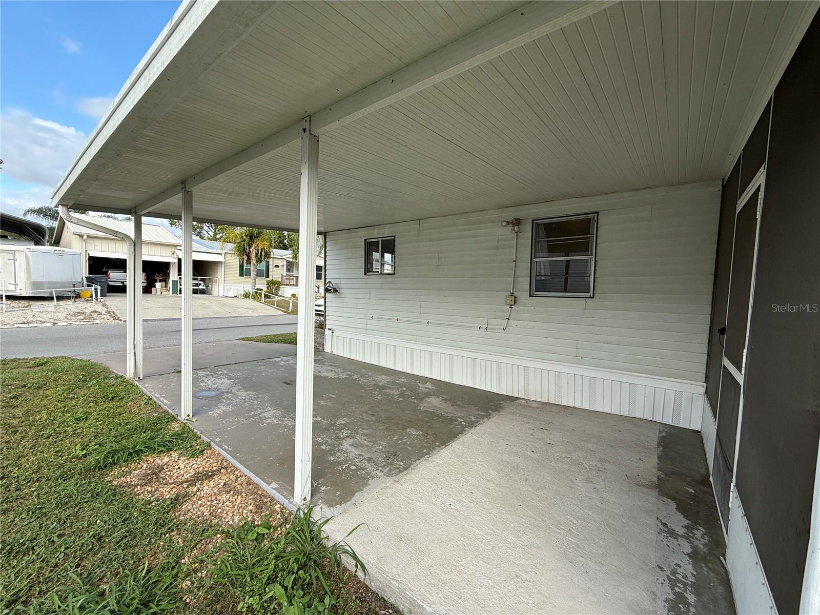 342 CALOOSA CT, LAKE WALES, FL, 33859