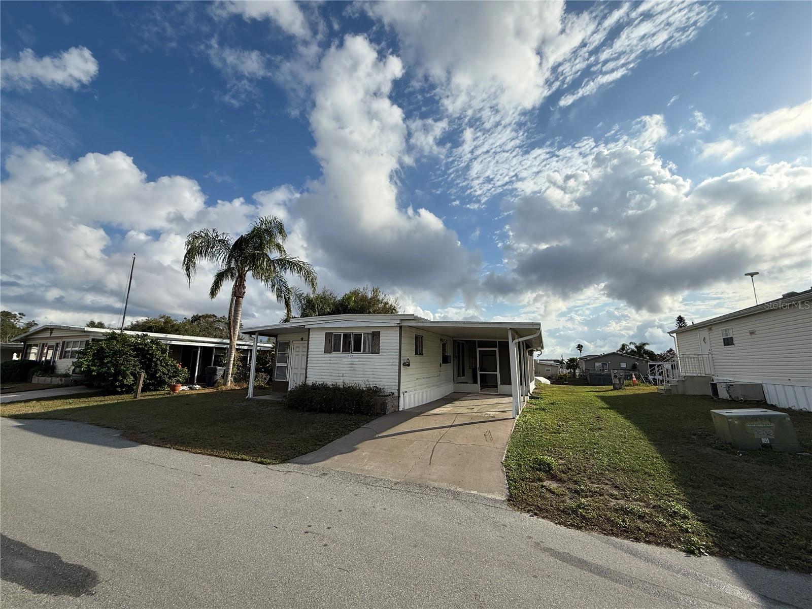 342 CALOOSA CT, LAKE WALES, FL, 33859