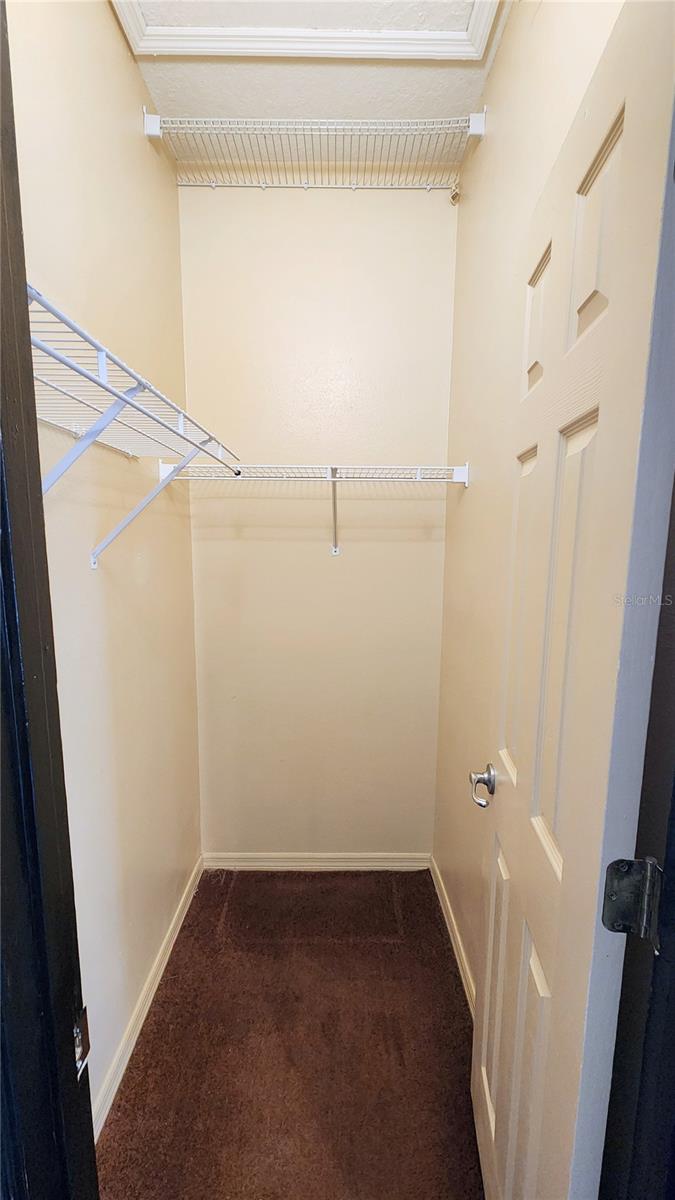 2115 SALEM AVE N, ST PETERSBURG, FL, 33714