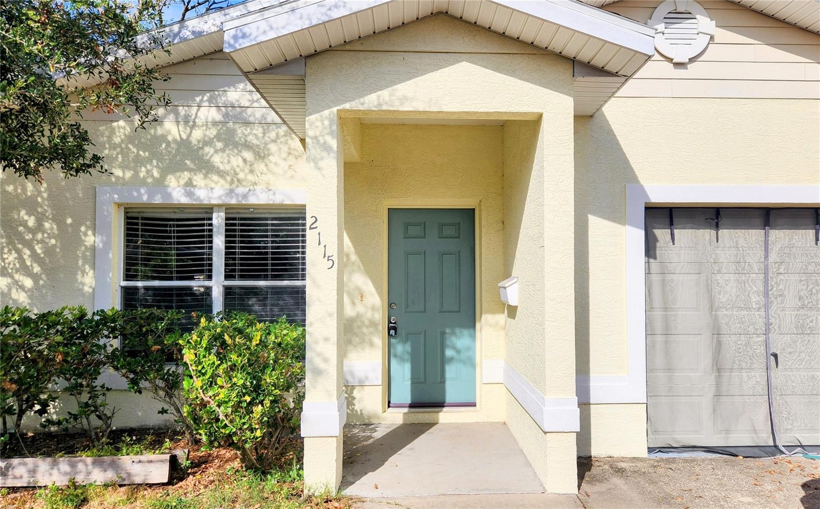 2115 SALEM AVE N, ST PETERSBURG, FL, 33714