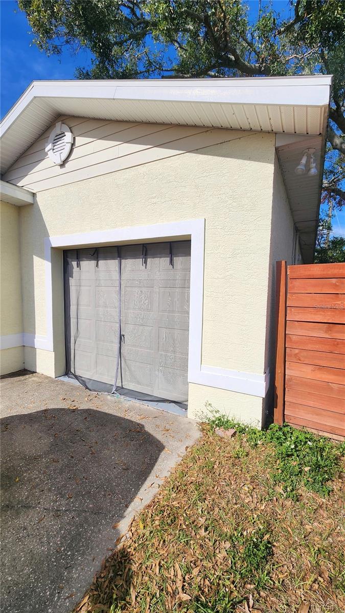 2115 SALEM AVE N, ST PETERSBURG, FL, 33714