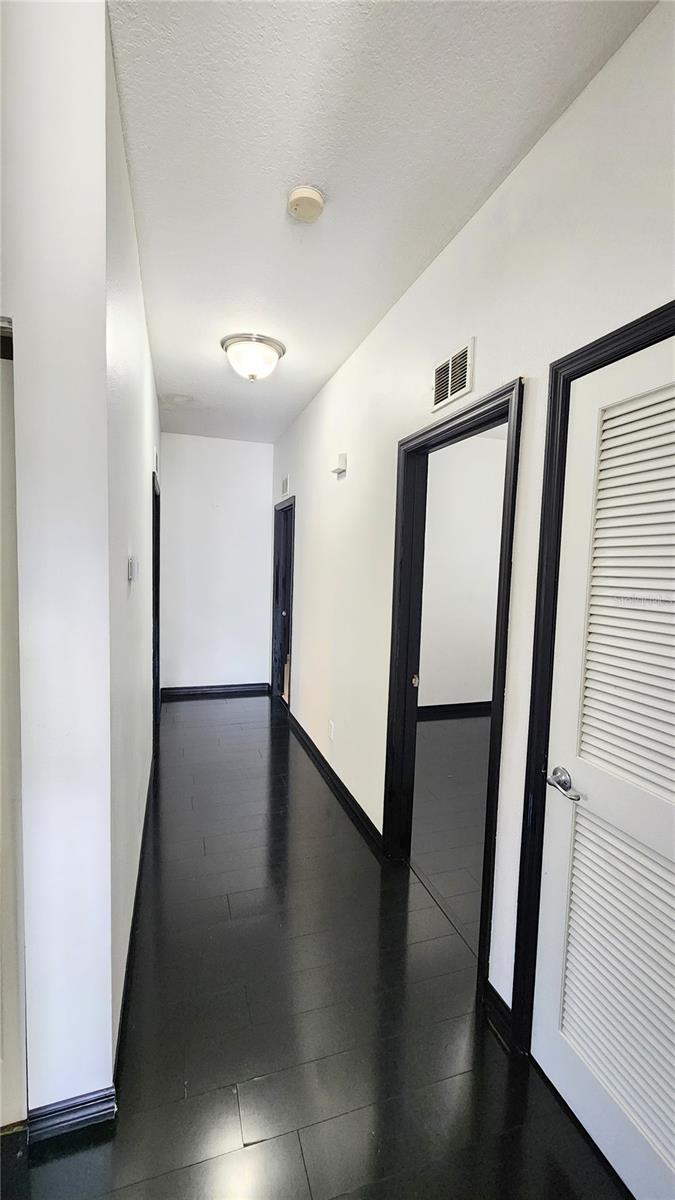 2115 SALEM AVE N, ST PETERSBURG, FL, 33714