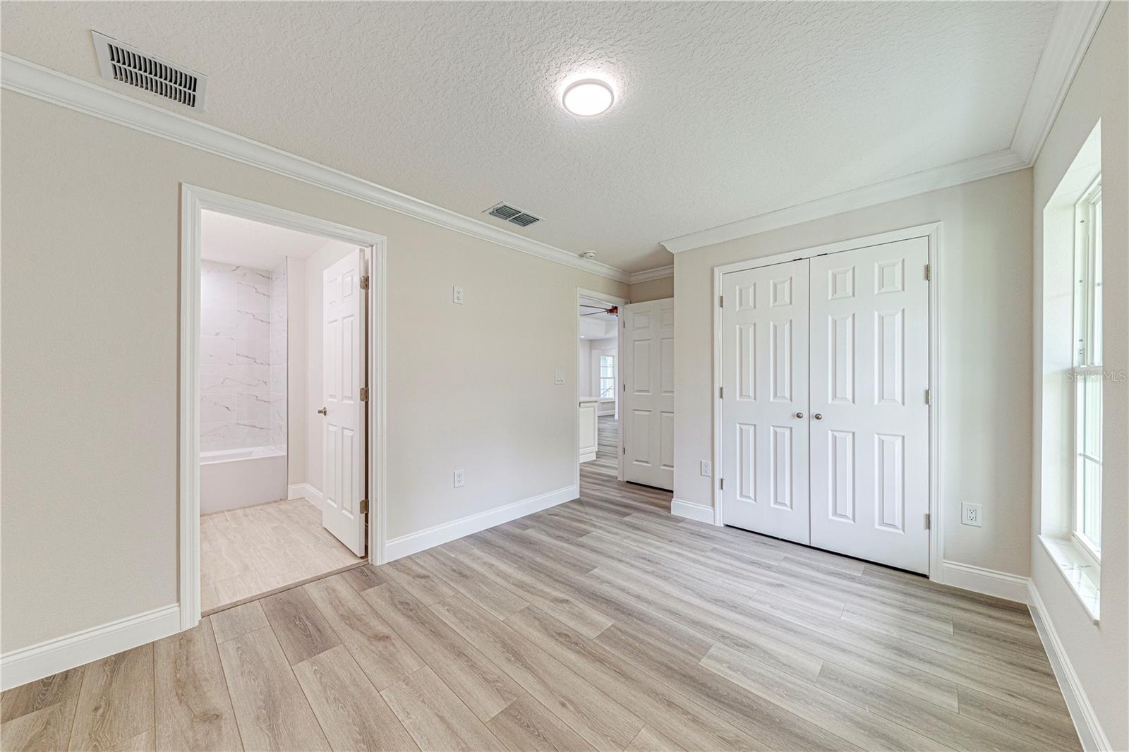 157 S LAKEVIEW DR, LAKE HELEN, FL, 32744