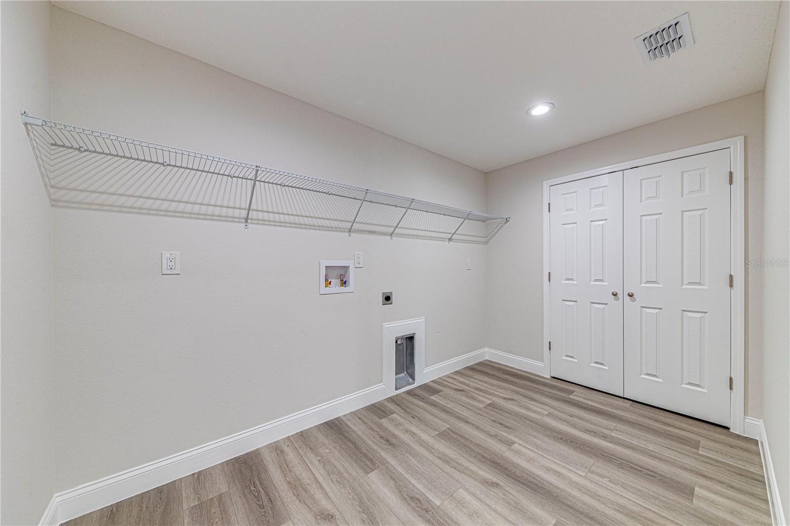 157 S LAKEVIEW DR, LAKE HELEN, FL, 32744