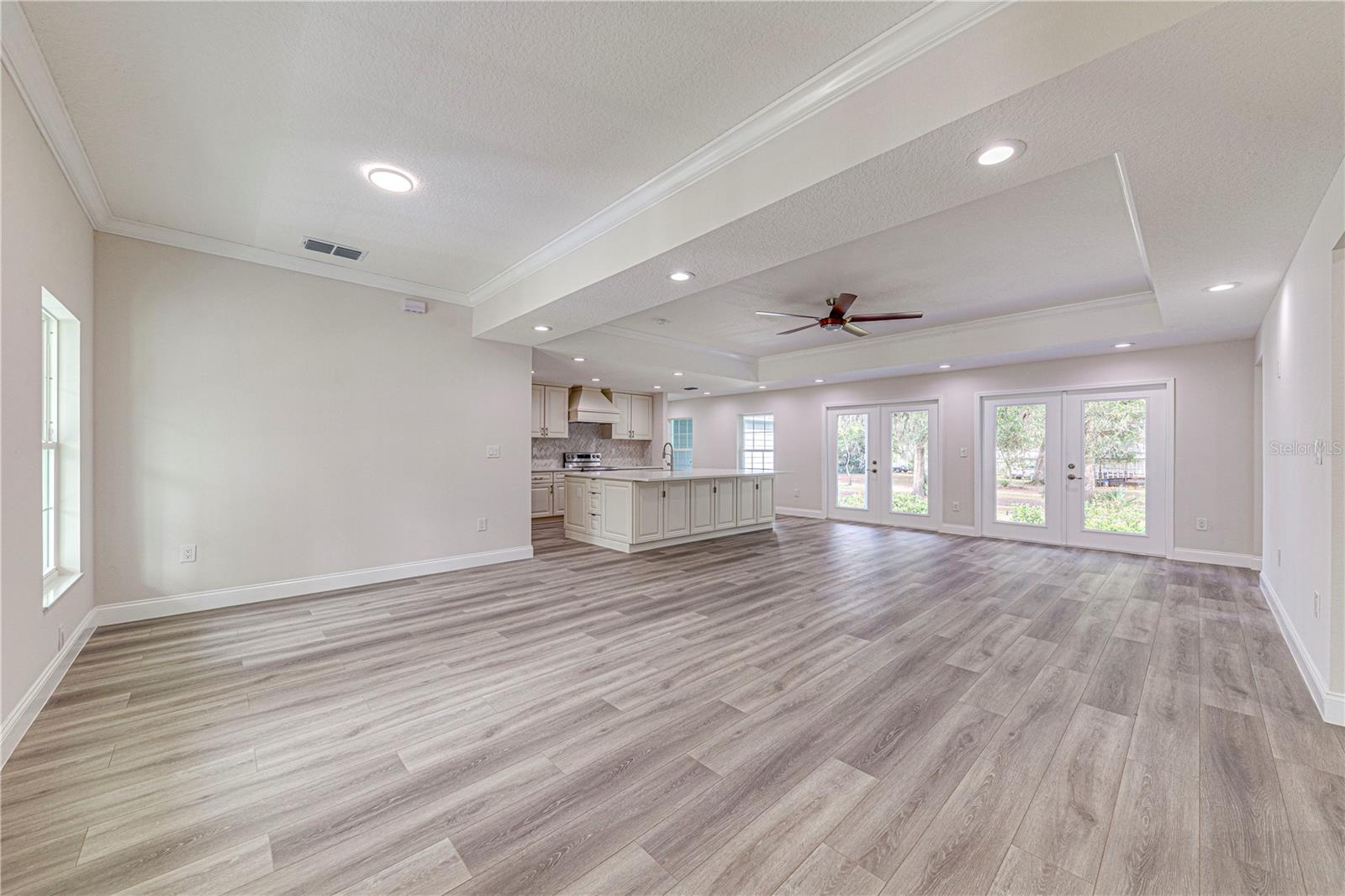157 S LAKEVIEW DR, LAKE HELEN, FL, 32744