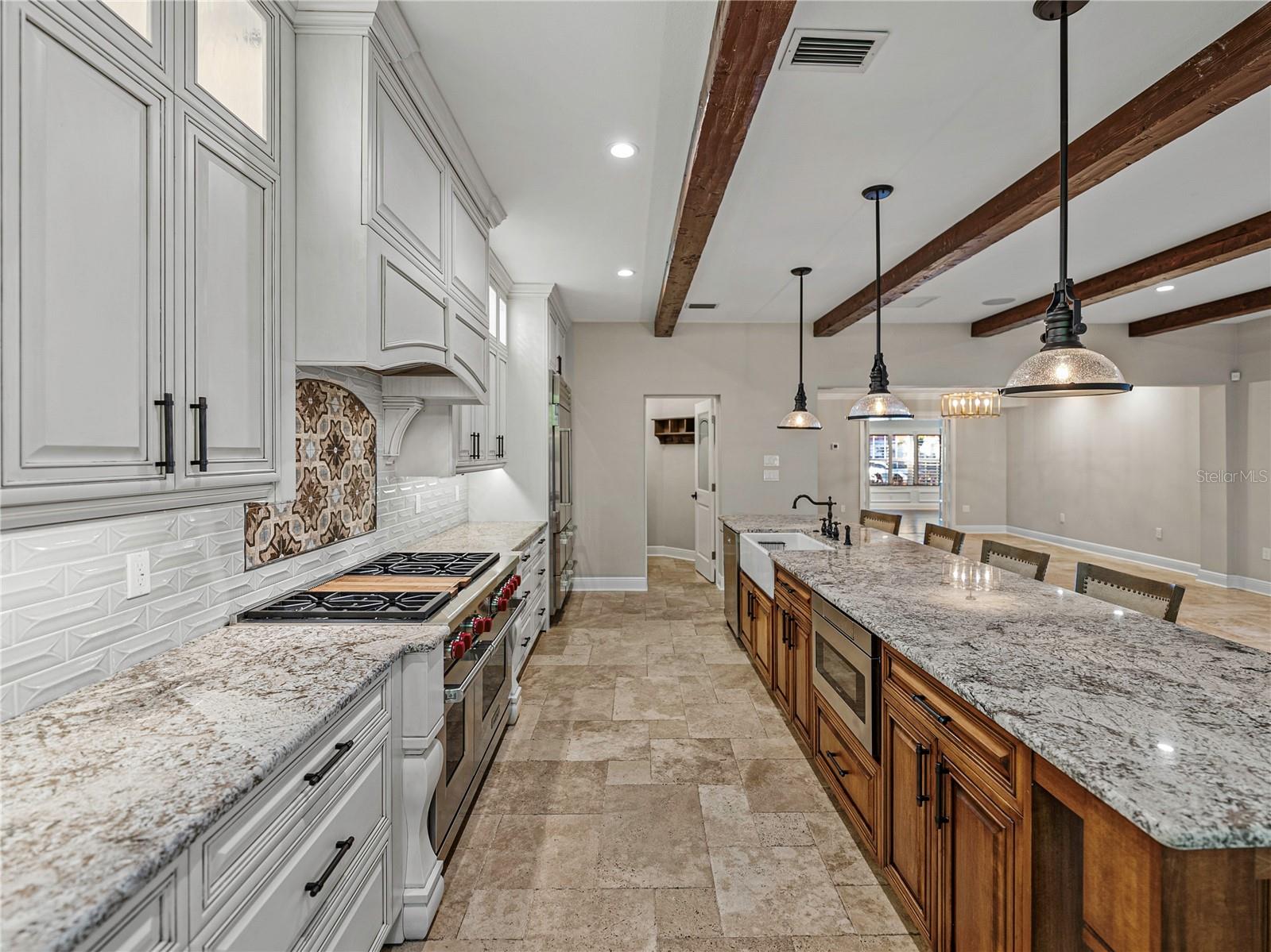 307 HARBOR VIEW LN, LARGO, FL, 33770